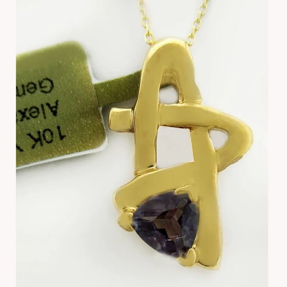Lab Created 0.90 Cts Alexandrite Pendant 10k Gold